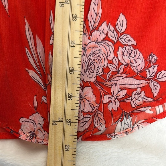 LC Lauren Conrad Red Flutter Sleeve Blouse - Picture 8 of 12